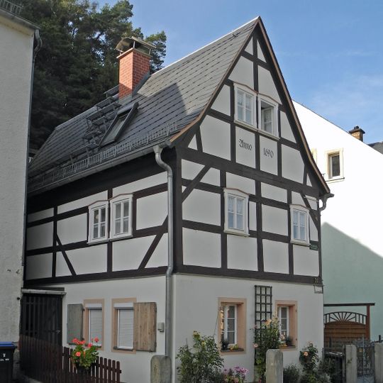 Wohnhaus über winkligem Grundriss Friedrich-Gottlob-Keller-Straße 21