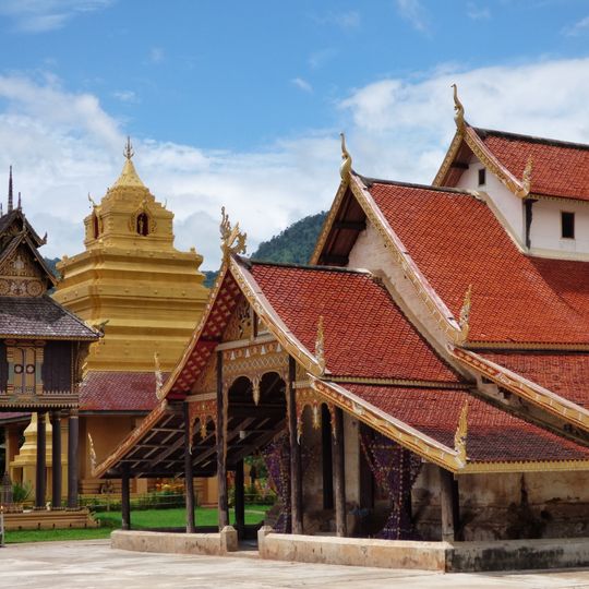 Wat Pho Chai Na Phueng