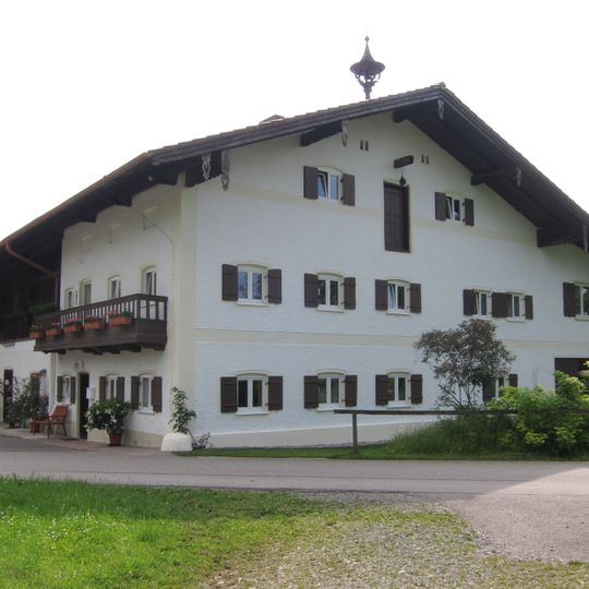 Ehemaliges Bauernhaus, jetzt Gebäude VIII des Staatlichen Versuchsgutes