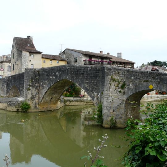 Vieux pont sur la Baïse