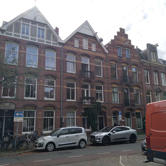 Eerste Helmersstraat 115-119