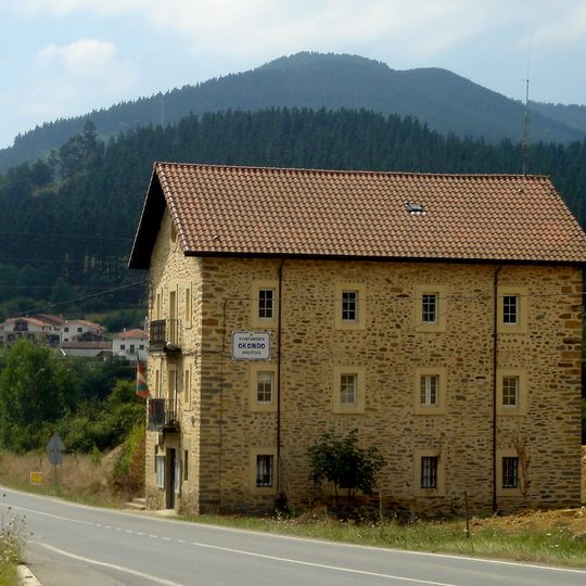 Casa consistorial de Okondo