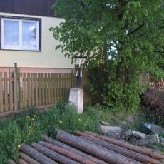 Kříž západně od Hvozdu