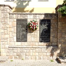Pomník padlým obč. I. a II. sv. v