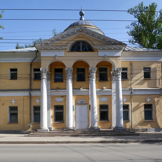 Главное здание