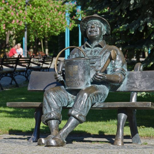 Bench gardener in Kudowa-Zdrój