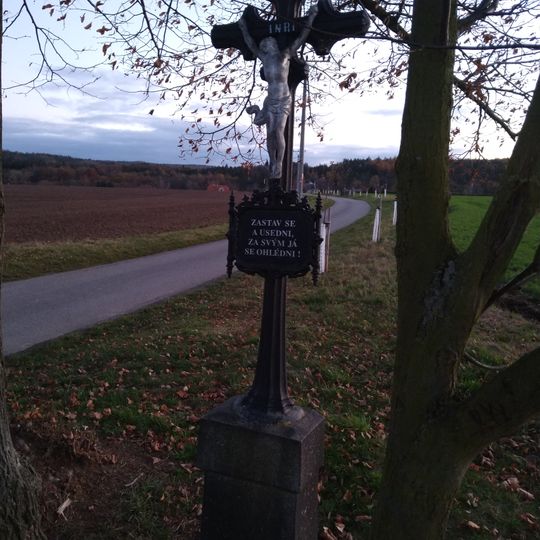 Kříž u cesty na Budín