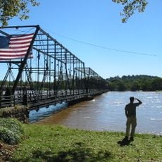 Walnut Street Bridge