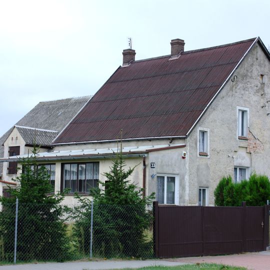 33 Dworcowa Street in Golęczewo