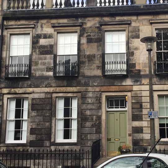 Edinburgh, Stockbridge, 6 Dean Terrace