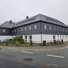 Wohnhaus mit Ladeneinbau Hauptstraße 27