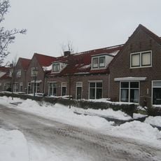Beter Wonen, acht arbeiderswoningen