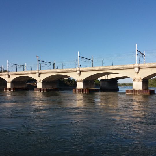 Viaduc ferroviaire de Saint-Clair