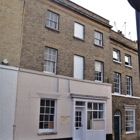 12, Churchgate Street