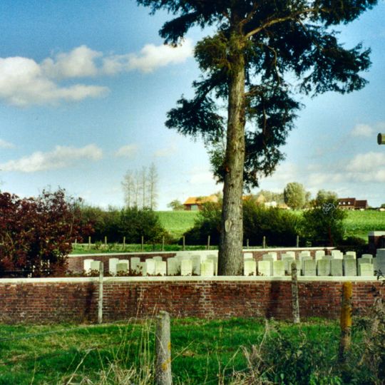 Abeele Aerodrome Military Cemetery