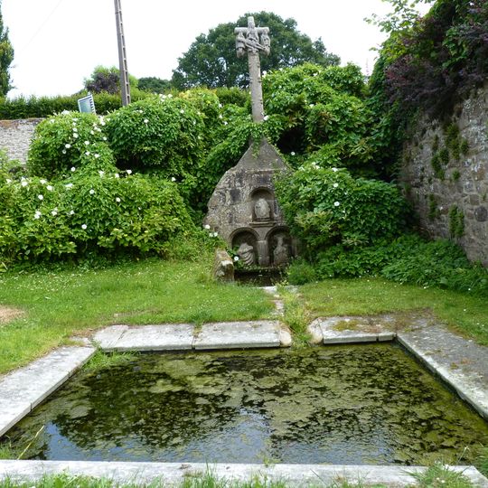 Calvaire-fontaine de Plésidy