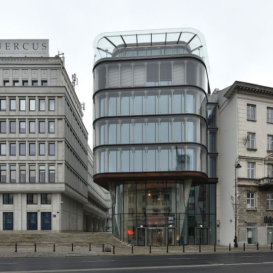 Nowy Świat 2.0 office building in Warsaw