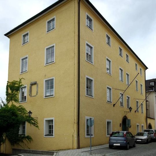 Ehemals Pflegamt, dann Rentamt, jetzt Finanzamt