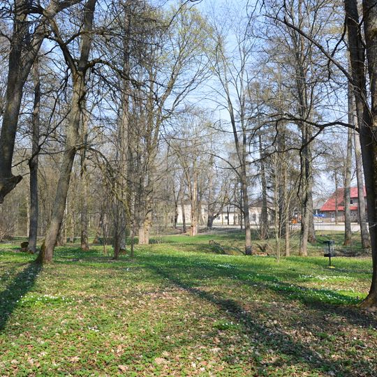 Tsooru Manor Park
