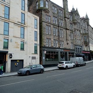 Edinburgh, 9, 10, 11 Market Street, St Christopher's Hotel