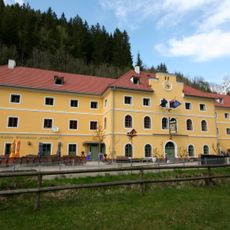 Verwaltungsgebäude Heft