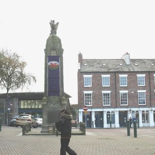 Caernarfon War Memorial