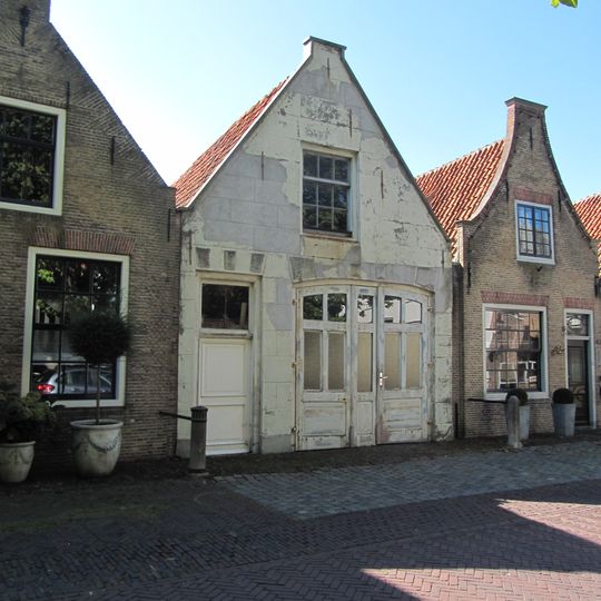 Markt 6, Heenvliet