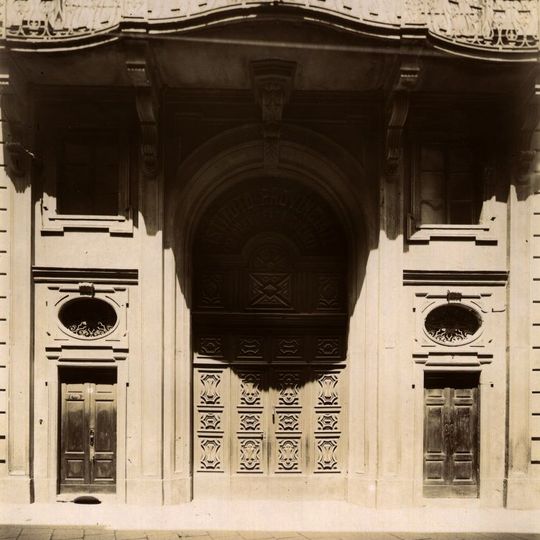 Palazzo Cavalchini Garofalo