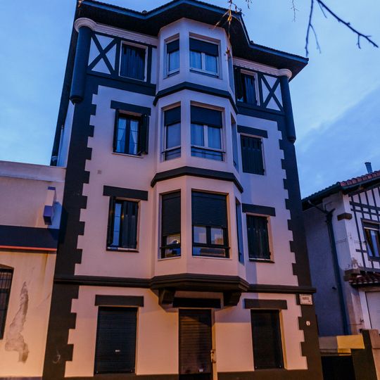 Casa Neguriko Etorbidea 4