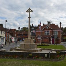 War Memorial, the Green