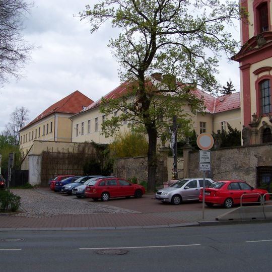 Uhříněves Castle