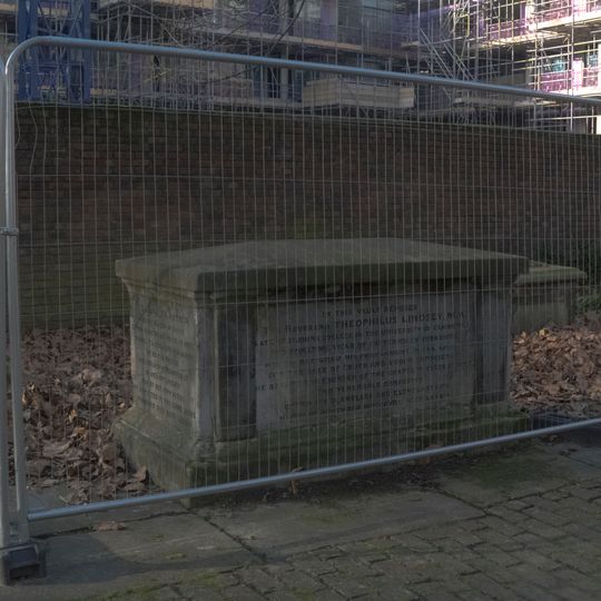 Monument To Theophilus And Hannah Lindsey, Thomas Belsham And Elizabeth Raynor, North Section