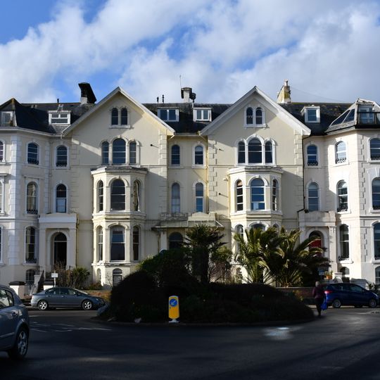 Numbers 1-4 And Attached Walls And Gate Piers And Railings