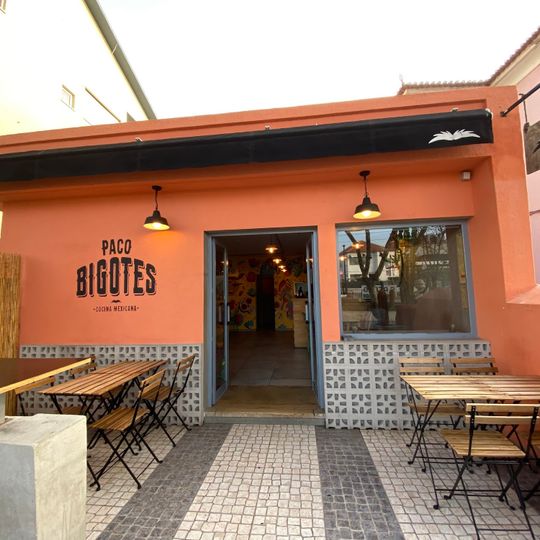 Paco Bigotes