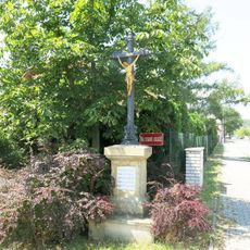 Kříž na rohu ulice Na Staré cestě v Mělníku