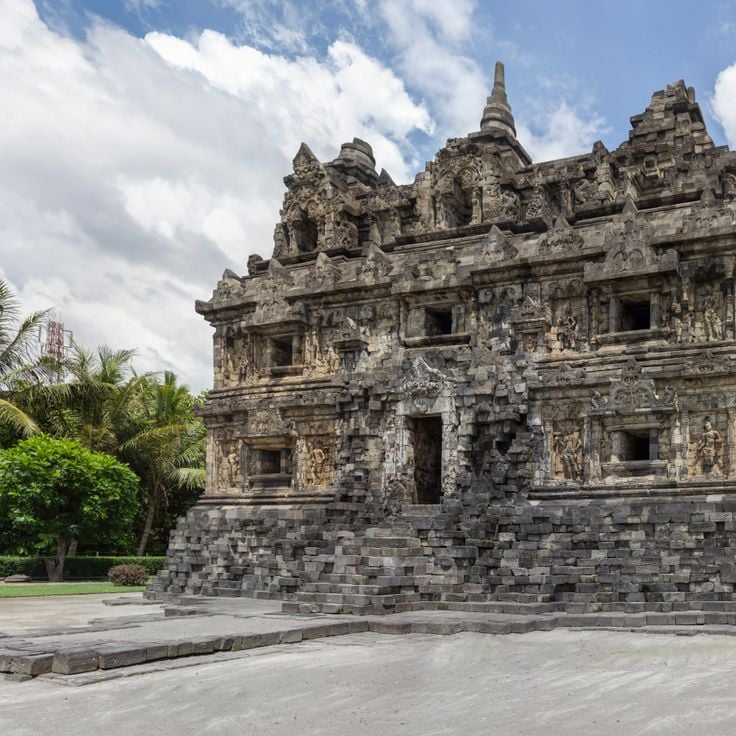 Candi Sari