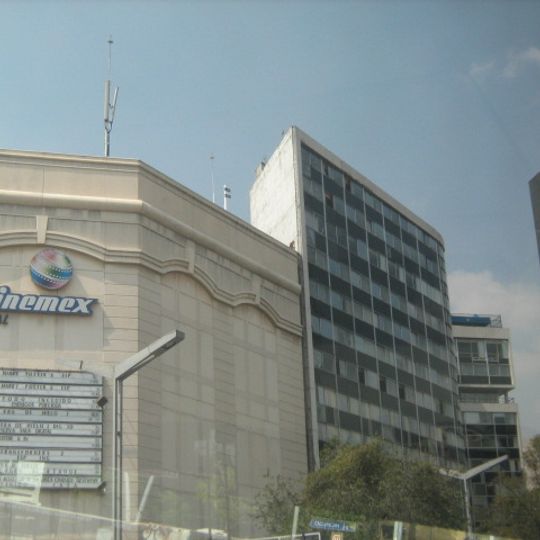 Cinemex Real