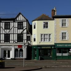 44, Market Square