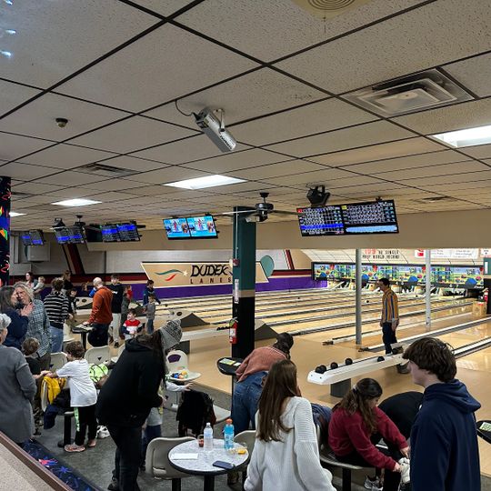 Dudek Bowling Lanes
