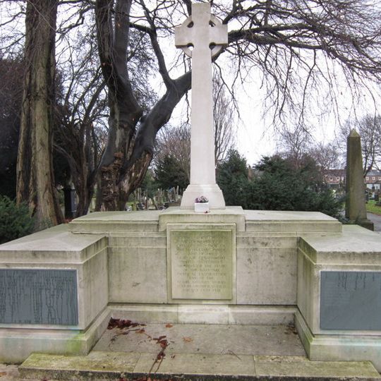 Airship Memorial At Hull Western Cemetery