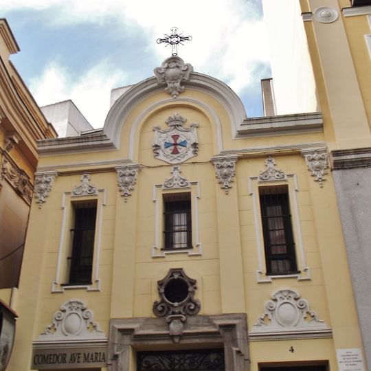 Capilla y comedor del Ave María