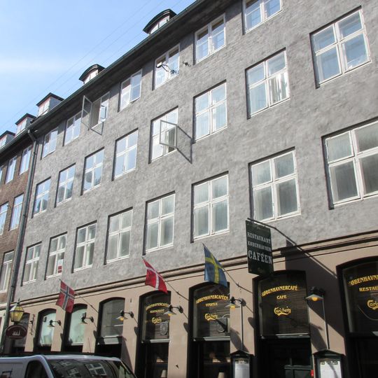 Badstuestræde 10