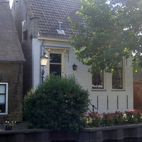 Zuidkade 2, Driebruggen