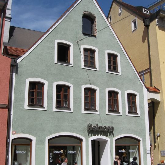 Obere Hauptstraße 6
