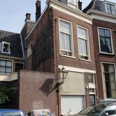 Langebrug 8, Leiden