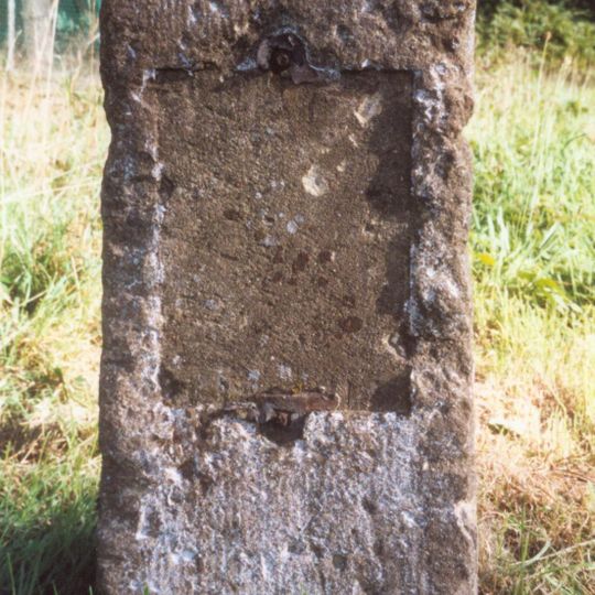Milestone, Tubney Warren, 200m W of turn to Appleton