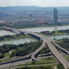 Brigittenauer Bridge