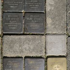 Stolperstein en memoria de Herbert Tint
