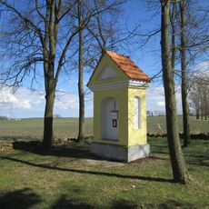 Kaplička na morovém hřbitůvku u Svin