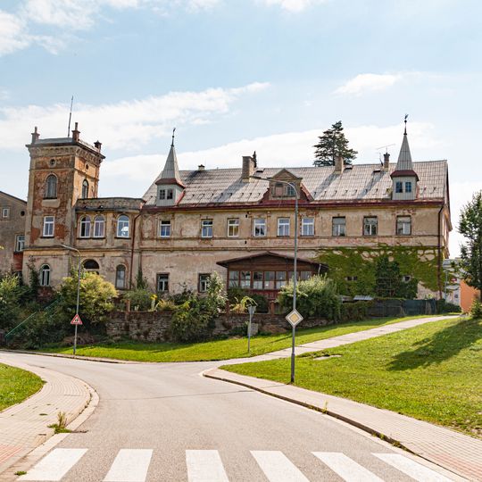 Zámek Podhůří u Vrchlabí